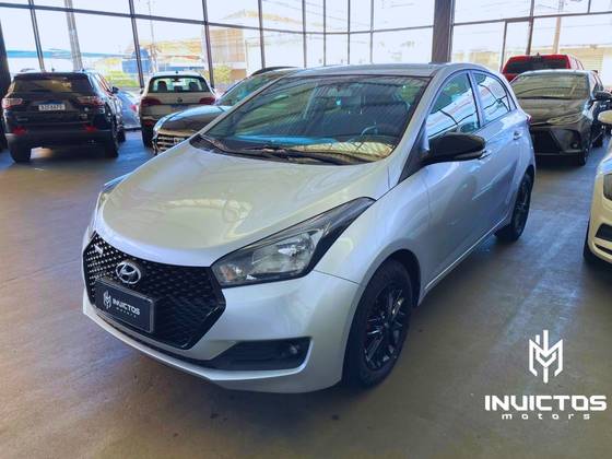 HYUNDAI HB20 1.6 R SPEC 16V FLEX 4P AUTOMÁTICO HYUNDAI HB20 1.6 R SPEC 16V FLEX 4P AUTOMÁTICO